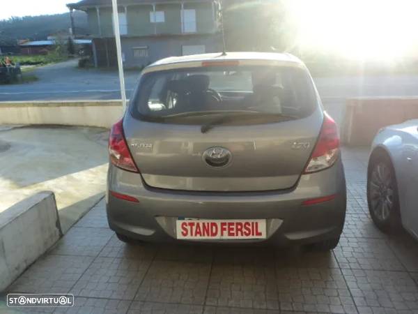 Hyundai i20 1.2 Comfort ESP - 4