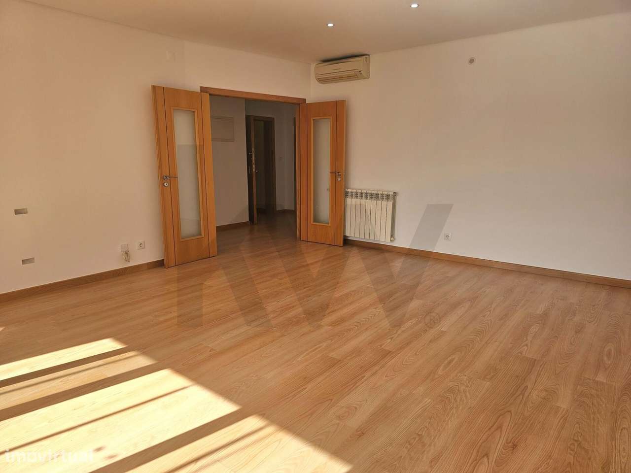 Apartamento T3 - Varandas - Garagem - Venda - Colinas do Cruzeiro - Od - Grande imagem: 2/44