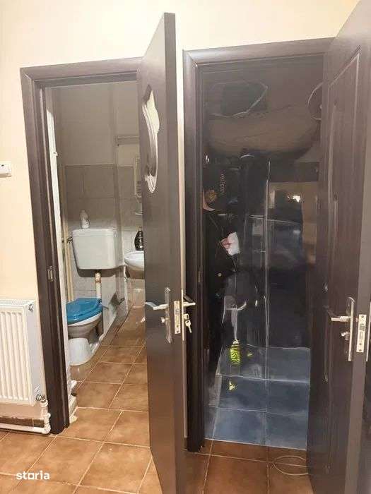 Apartament 3 camere de vanzare, centrala proprie,  parcare, Crangasi-5