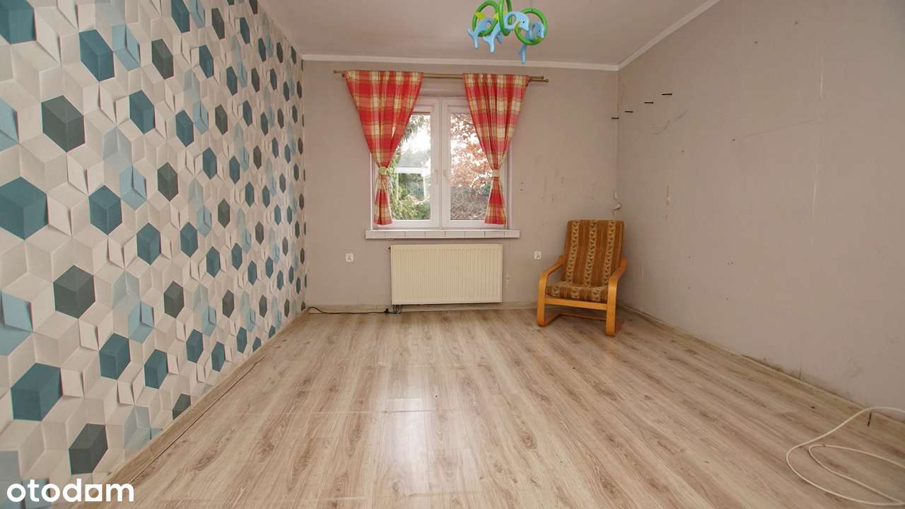 Dwa domy mieszkalne na działce 1100m2-7