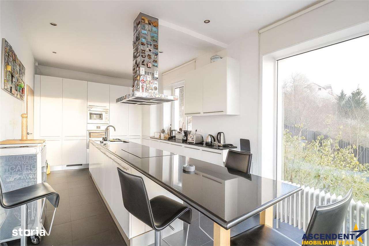 Proprietate iconica,panorama 360,teren 1.600 mp,originalitate volumetr - Imagine principală: 3/18