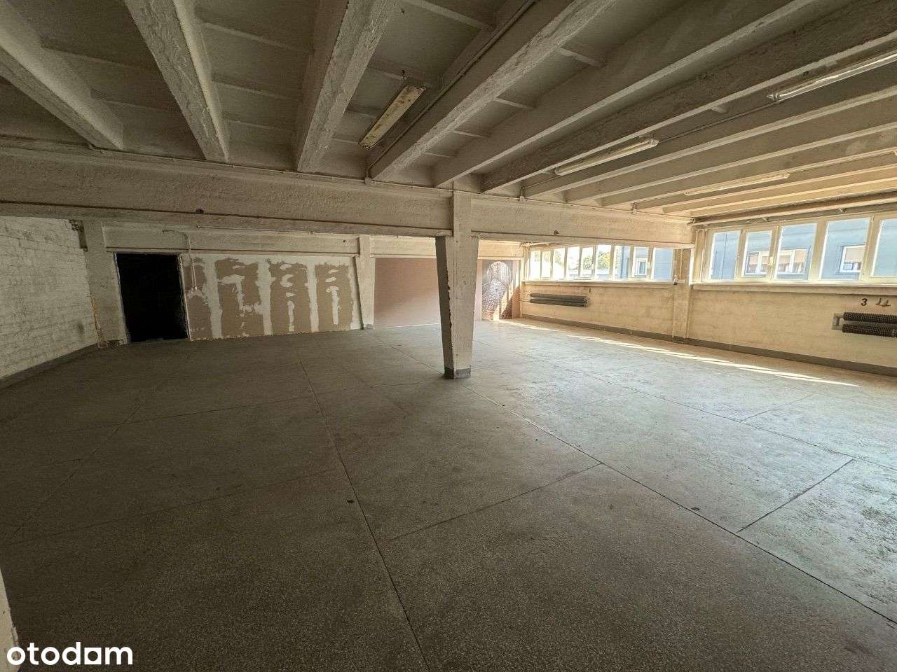 Na Sprzedaż Biura i Magazyn – Szajnochy-5