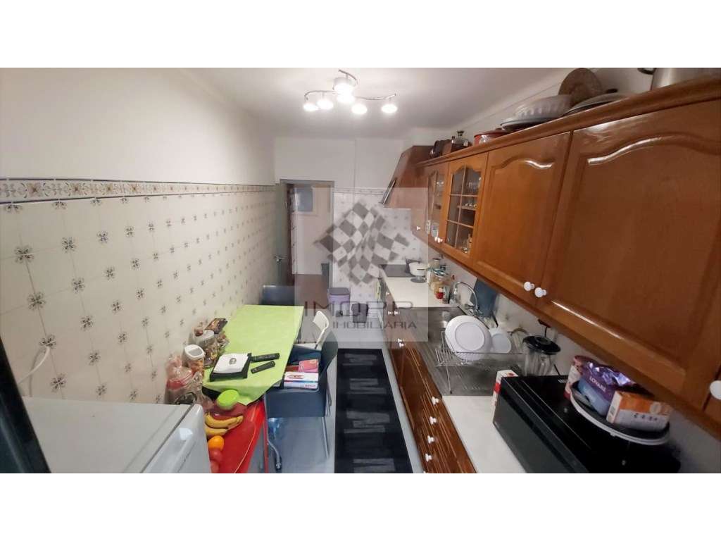 Fantástico Apartamento T2 em Matarraque - São Domingos de Rana-8