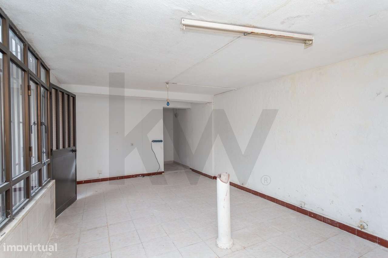 Andar de Moradia T2-38