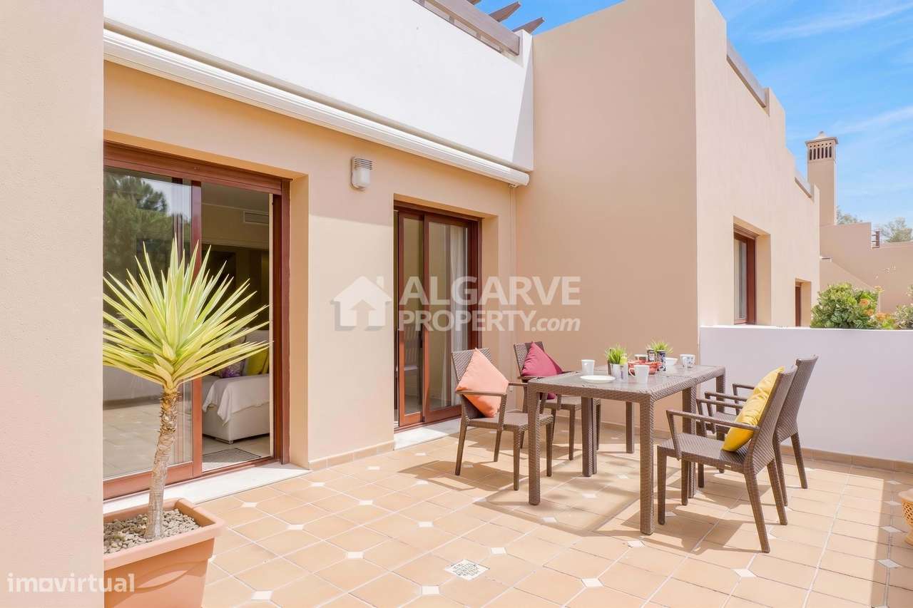 Apartamento T2 Luxuoso Num Resort Junto Ao Golfe