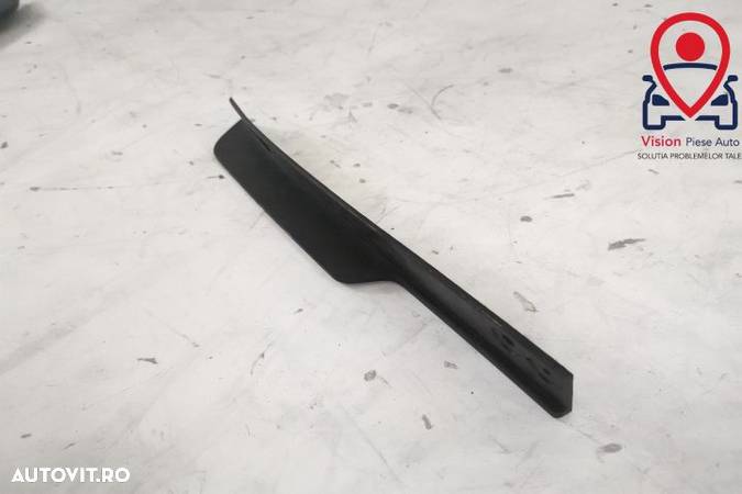 Deflector Aparatoare Noroi StangaFata Original In Stare Buna	 Jaguar F-Pace 1 2016 2017 2018 2019 2 - 6