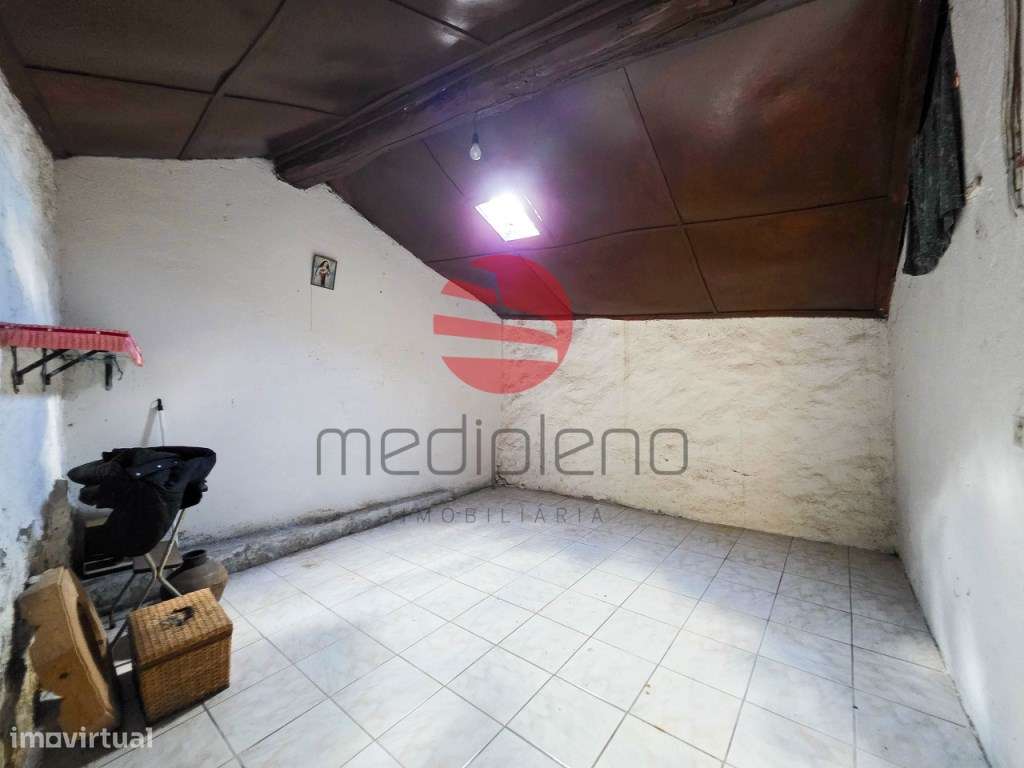 MORADIA T2 C/ ANEXOS-5