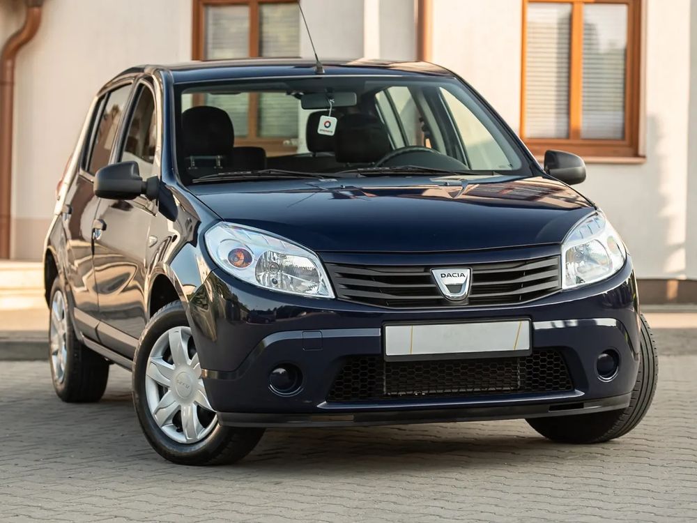 Dacia Sandero I (2008-2012) 1.2 16V 75 Live 2012