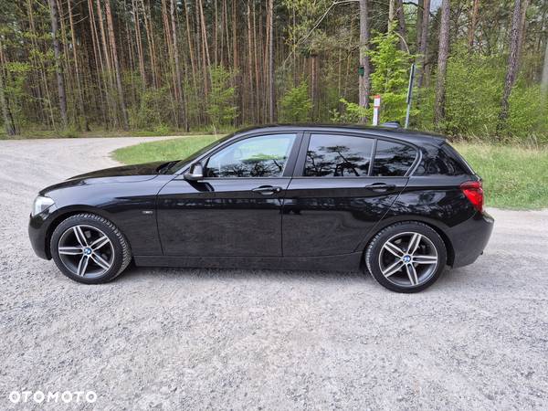 BMW Seria 1 125d Sport-Aut Sport Line - 7