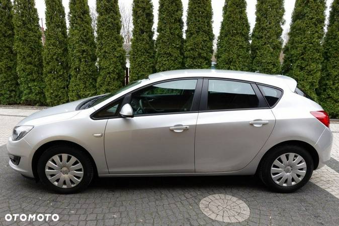 Opel Astra - 6