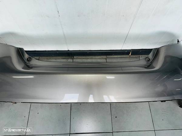 Para Choques Trás Toyota Yaris III - 2014 / 2018 - 3