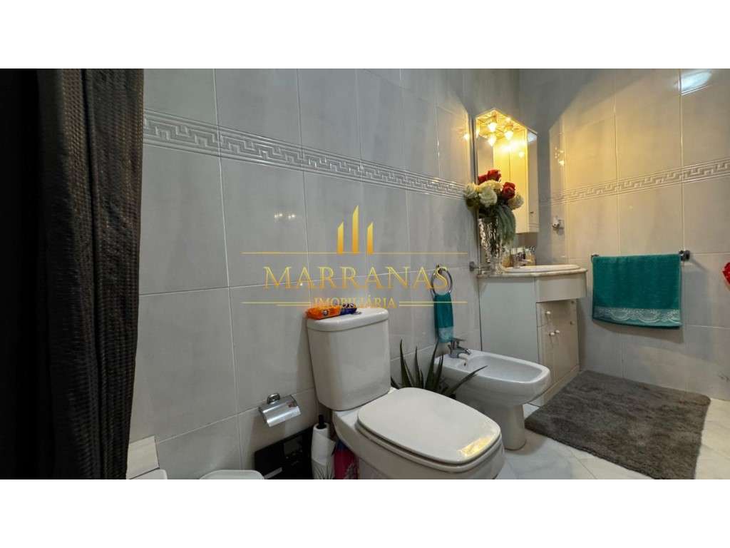 Apartamento T2 em Lordelo Excelente Localização-18