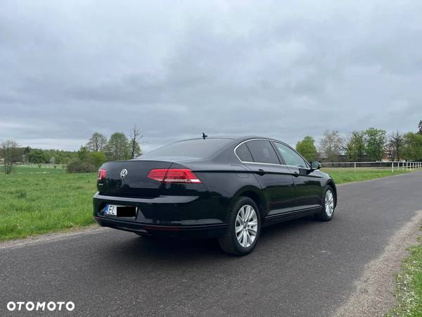 Volkswagen Passat 2.0 TDI BMT Comfortline DSG - 5