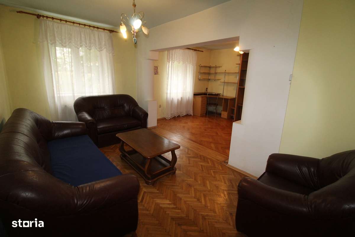 Vând apartament 3 camere în Hunedoara, zona OM-Pța. Eliberării, 64 mp - Imagine principală: 2/12