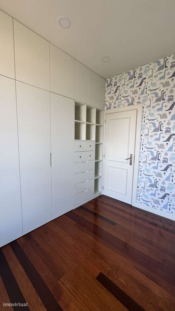 Moradia T3 no Centro de Esposende | 393 m²-6