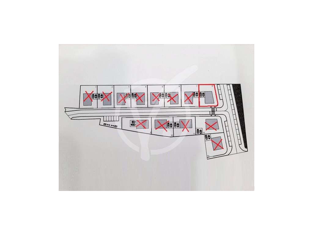 Lote para moradia 4 frentes - Amorim - Póvoa de Varzim - Grande imagem: 2/2