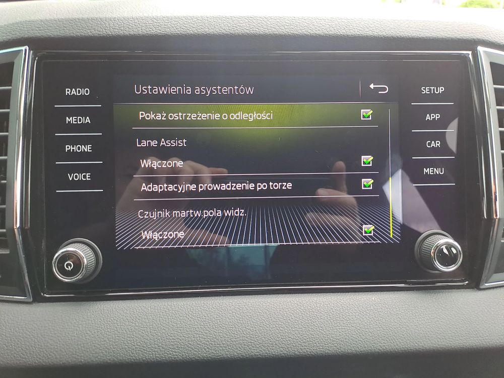 SKODA KAROQ Vario Flex Dynamic El. fotel DSG 1.5TSI 150KM Salon PL