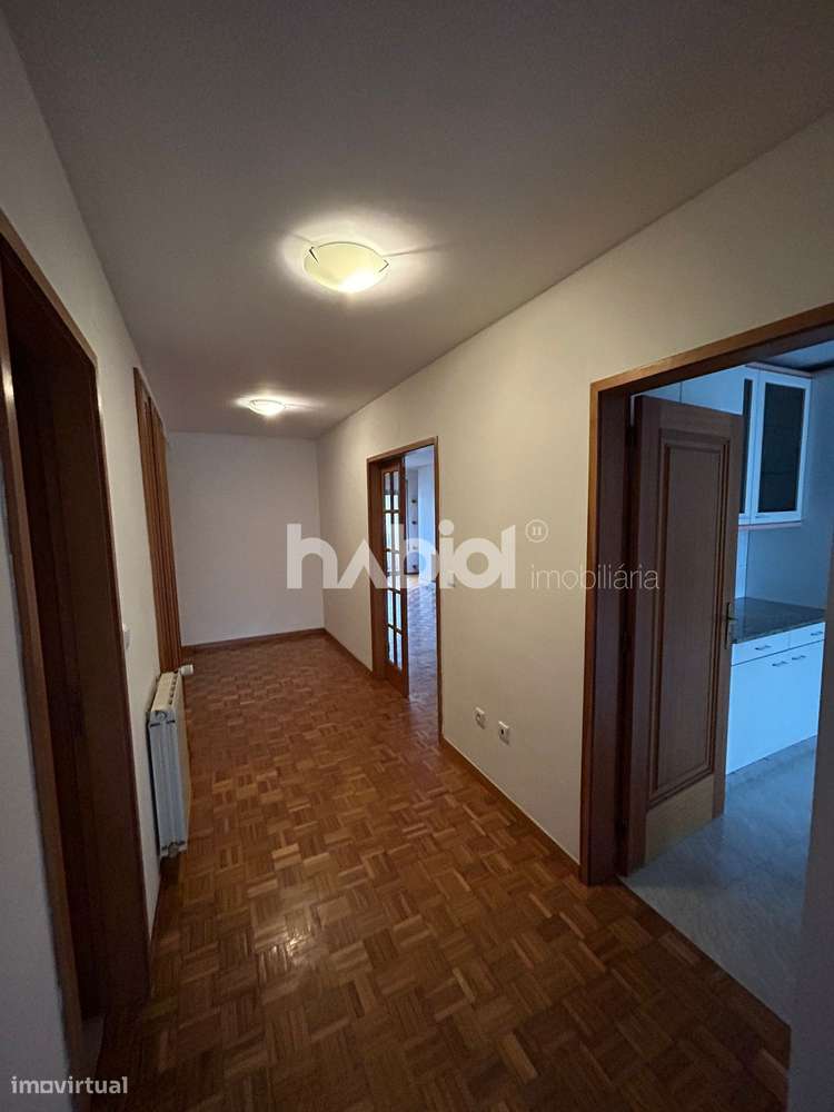 T2 para venda em Arcozelo, Barcelos-8