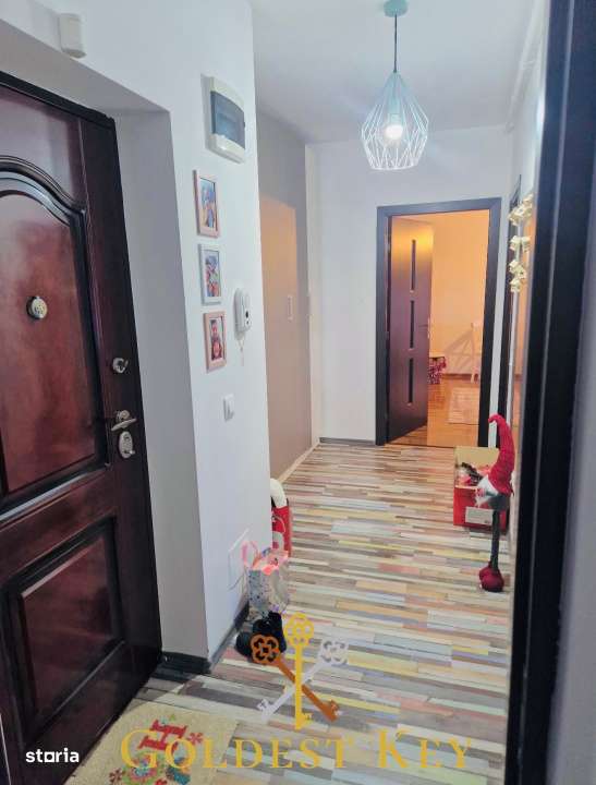 Apartament cu 3 camere, balcoane si curte privata cu parcare-6