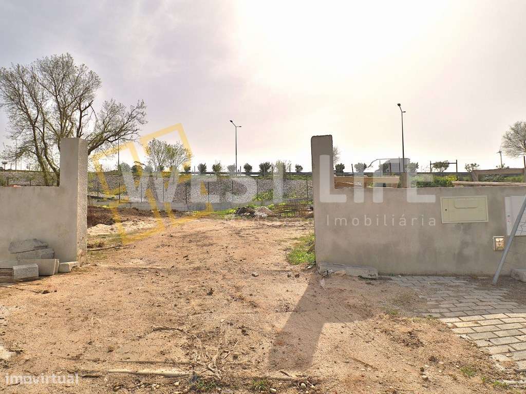 Excelente Lote de terreno URBANO plano de 649m2 com PROJETO APROVAD... - Grande imagem: 2/11