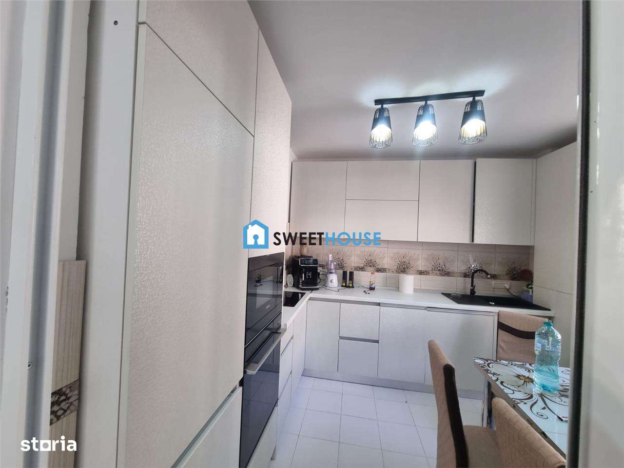 Apartament cu Trei Camere LUX-3