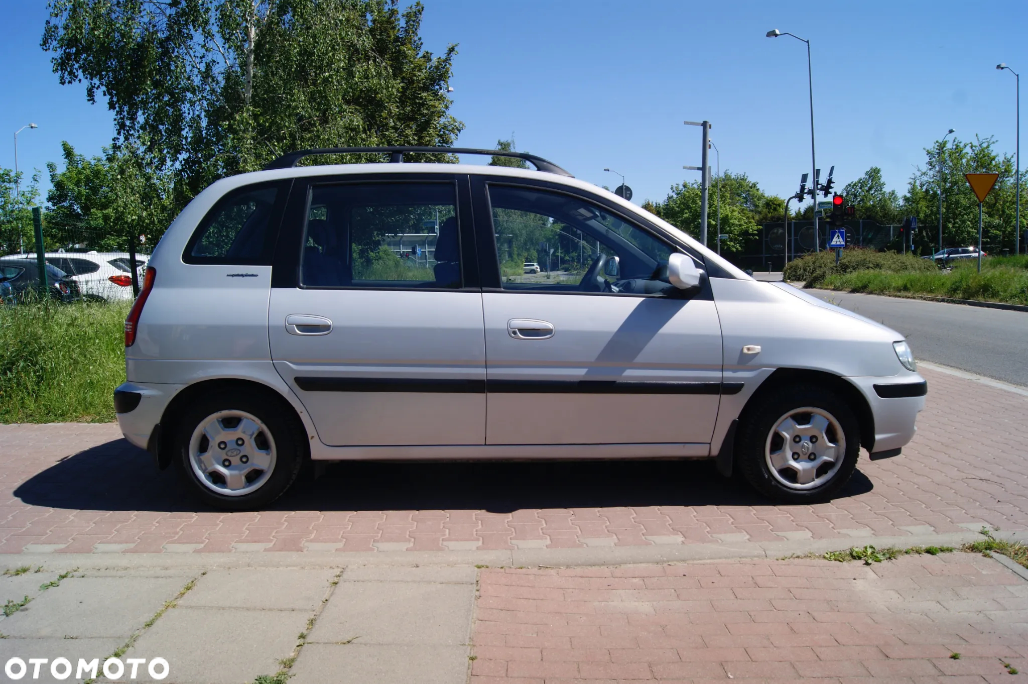 Hyundai Matrix 1.6 Active - 3