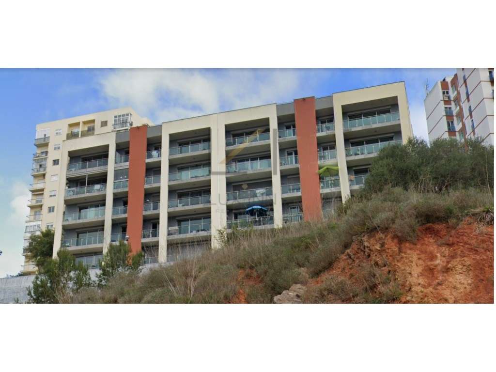 Apartamento T1, com varanda ampla e vista mar em Setúbal-28