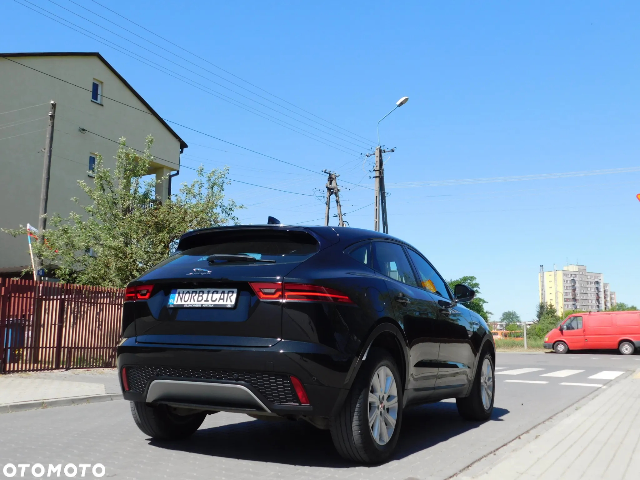 Jaguar E-Pace D150 R-Dynamic - 23