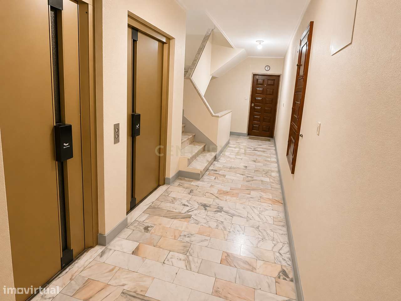 Apartamento T2 | Mercês-Rio de Mouro | Sintra-10