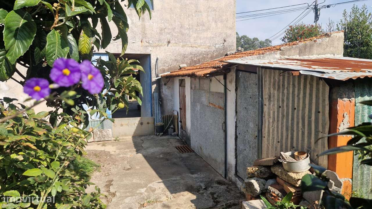 Moradia Térrea para Reconstrução em São Bernardo, Aveiro-19