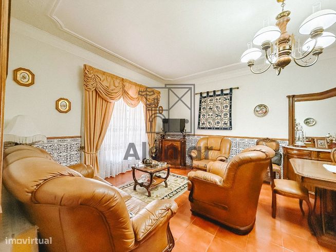 Moradia T3+1 com 157m² em Cabanas de Chão — Alenquer-4