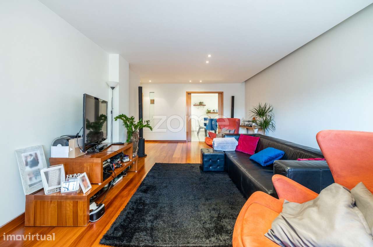 Apartamento T2 no Edifício Eden - Leiria-25