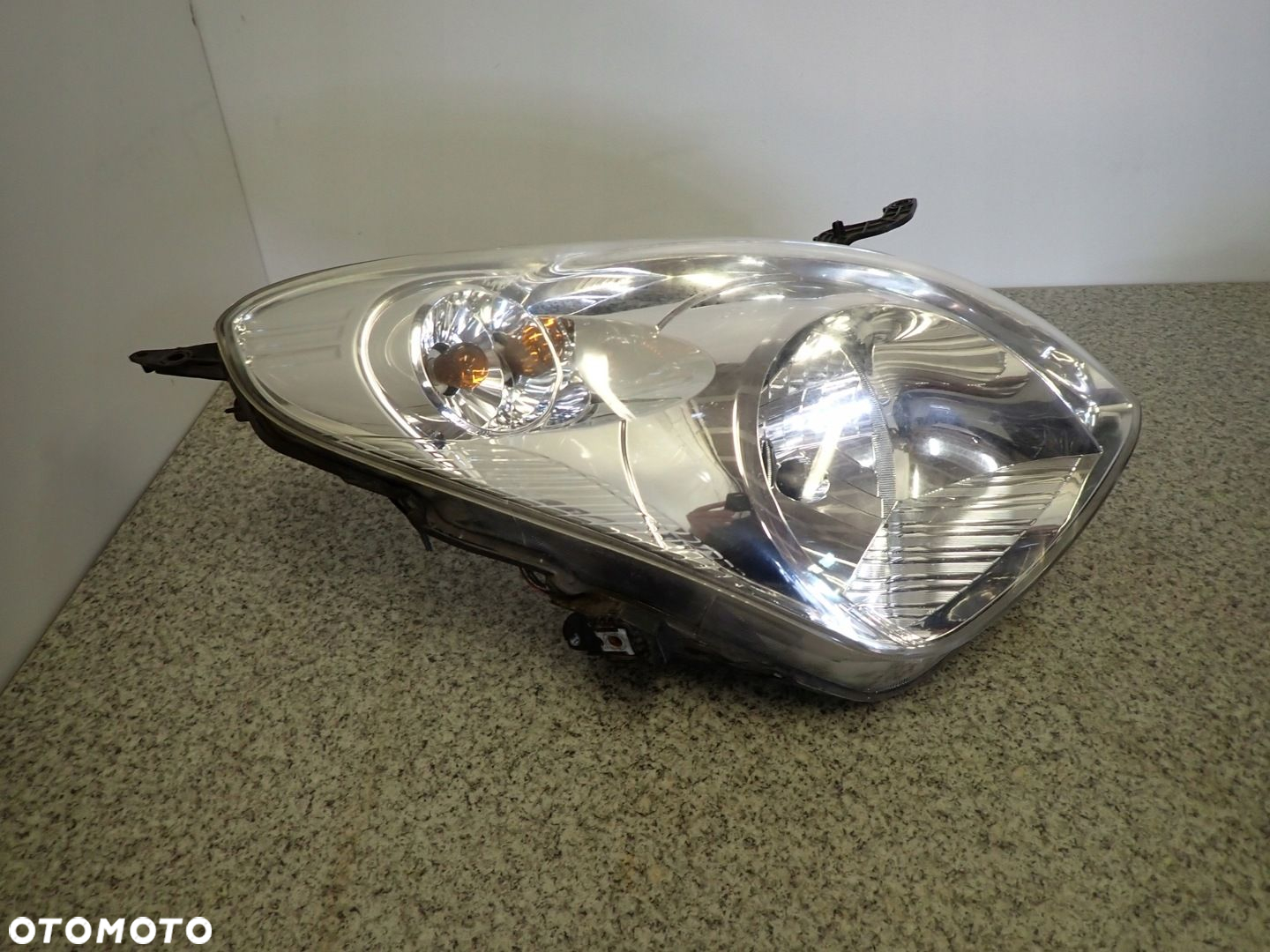 PIXO NISSAN 09- LAMPA PRZEDNIA PRAWA REFLEKTOR EU - 4