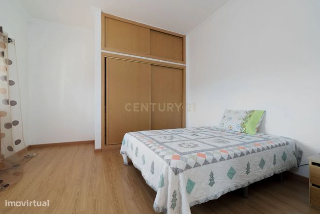 Moradia Tradicional Algarvia com Anexo e Terreno Amplo em Casa Branca,-24