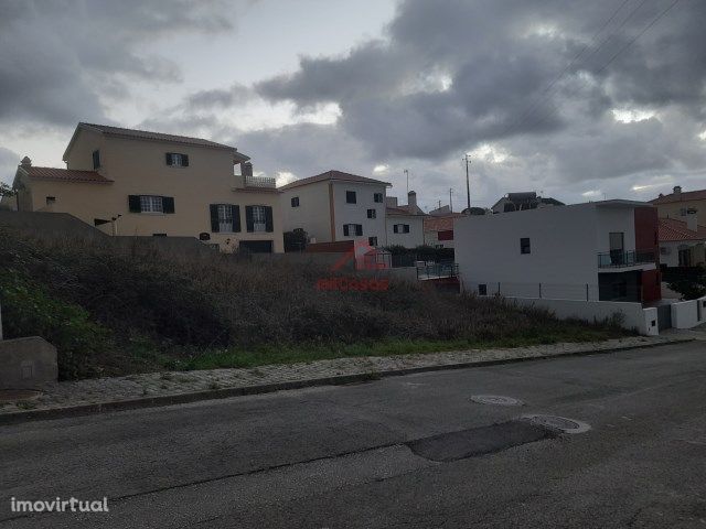 Lote para construção de moradia isolada