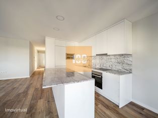 T3 com garagem ao Metro da Trindade - Grande imagem: 5/32