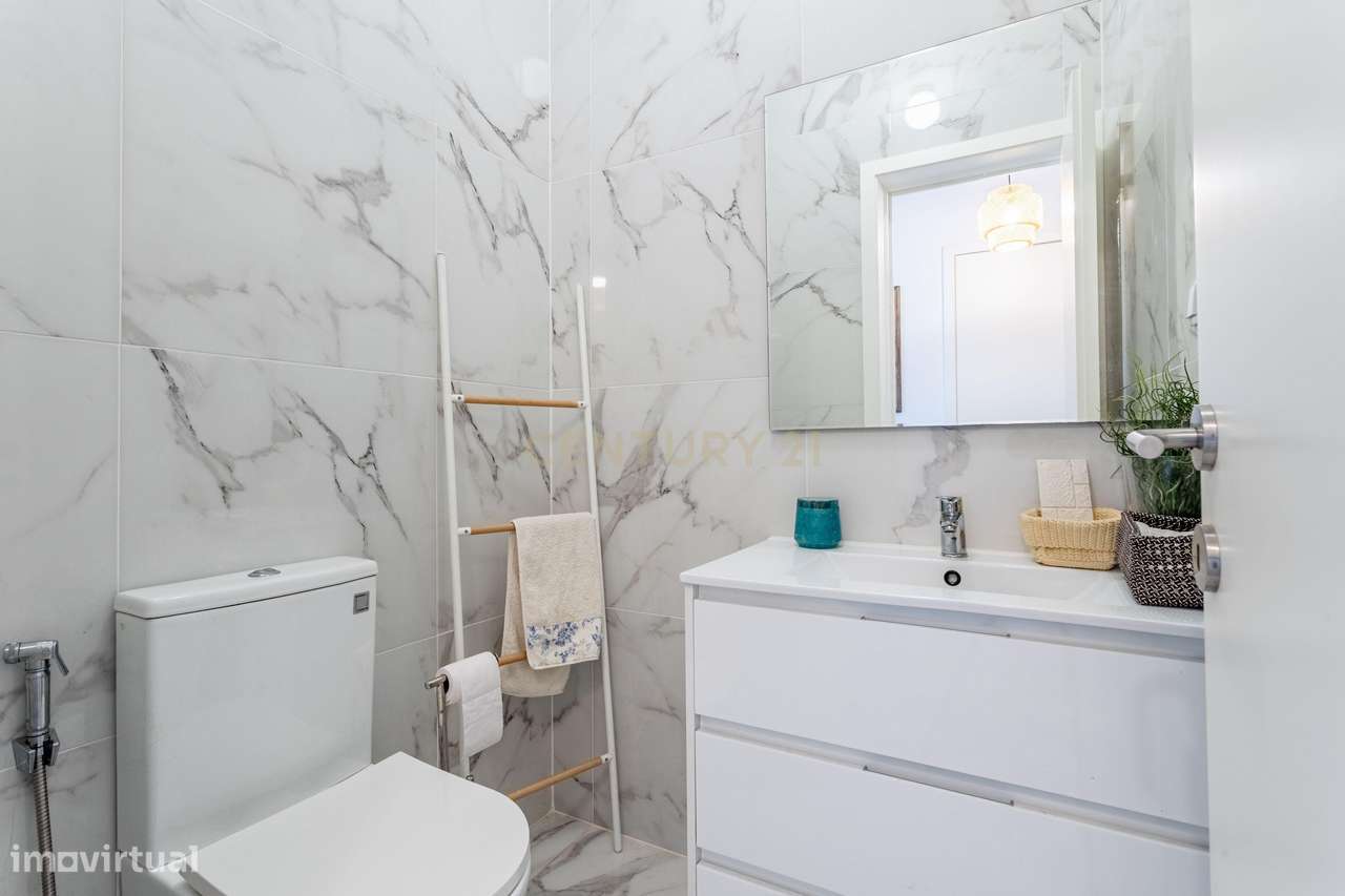 T2 remodelado com excelentes acabamentos em Alcochete-8