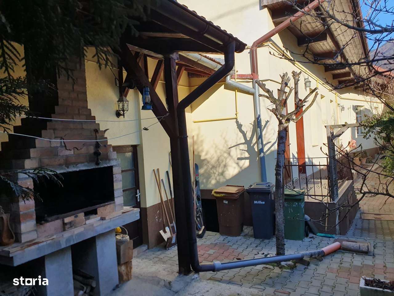 Casa zona Piata Unirii, 4 camere, teren 307 mp-0