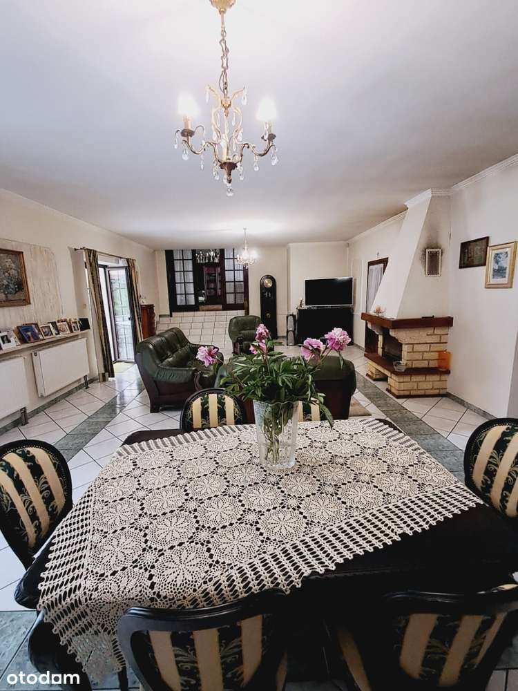 Dom parterowy z użyt. poddaszem o pow. 240 m2, działka 1700m2, Wolica - Pełny obrazek: 5/20