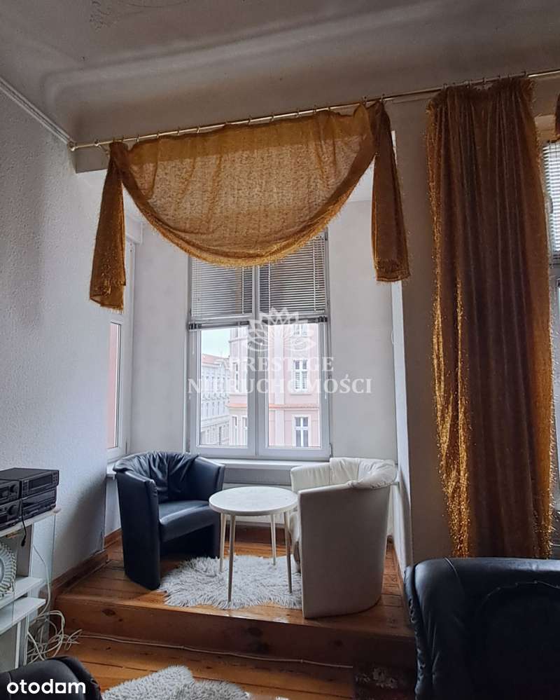 Stylowe mieszkanie w odnowionej kamienicy-2