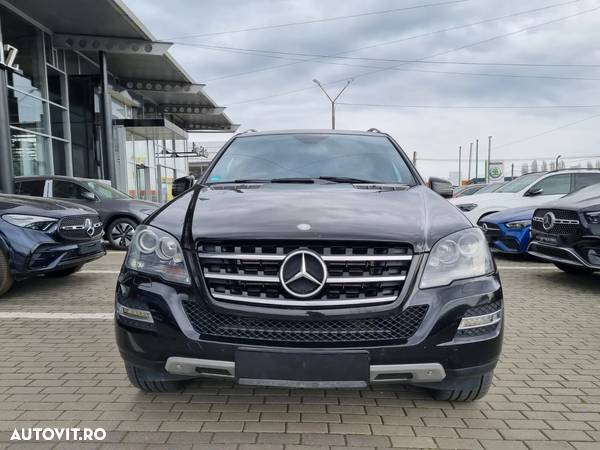 Mercedes-Benz ML 350 CDI 4Matic 7G-TRONIC DPF Grand Edition - 8