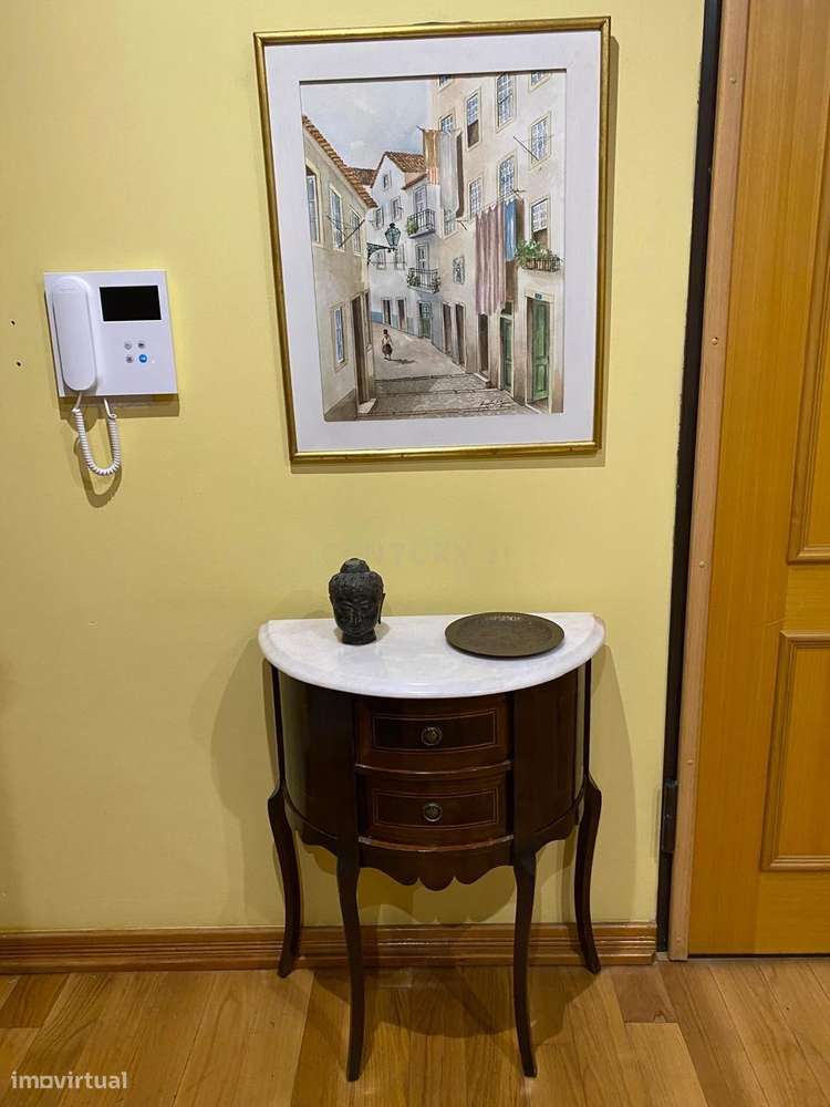 T3 em Linda a Velha com 153m2 e 3 lugares de estacionamento. - Grande imagem: 5/60