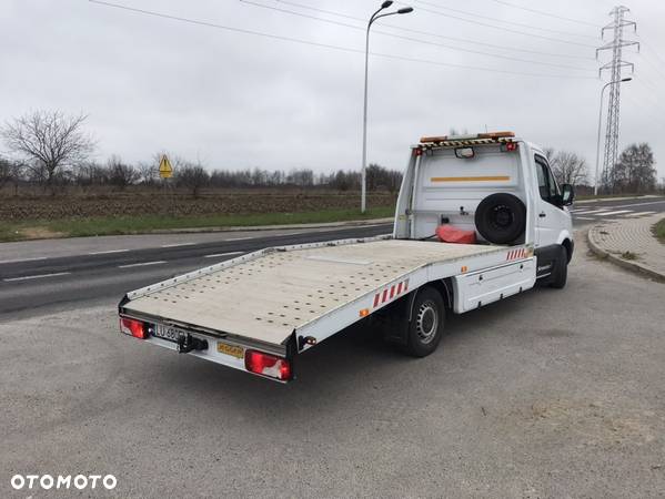 Mercedes-Benz Sprinter 319 - 17