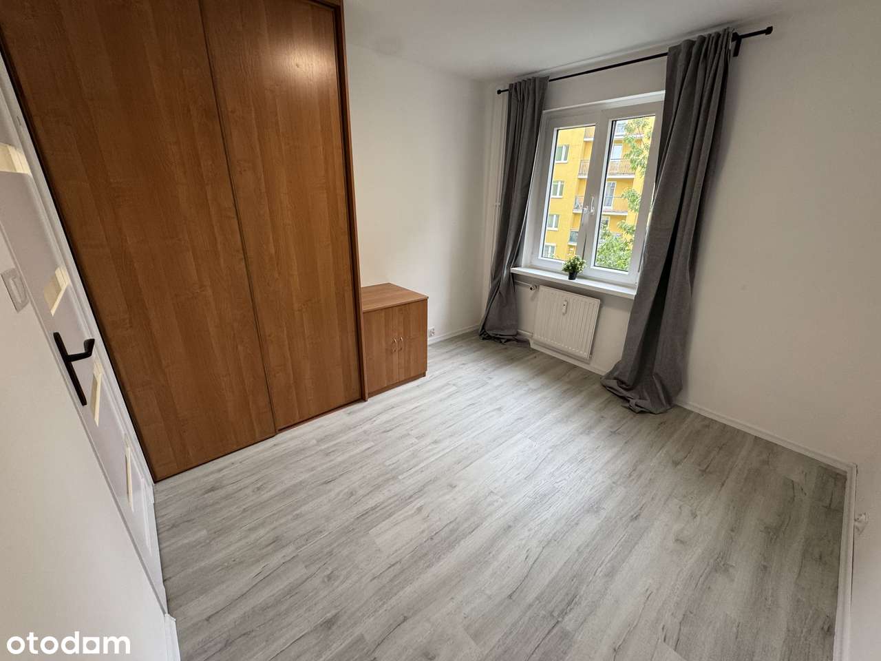 2 pokoje, gotowe mieszkanie z balkonem. CEGŁA!-7