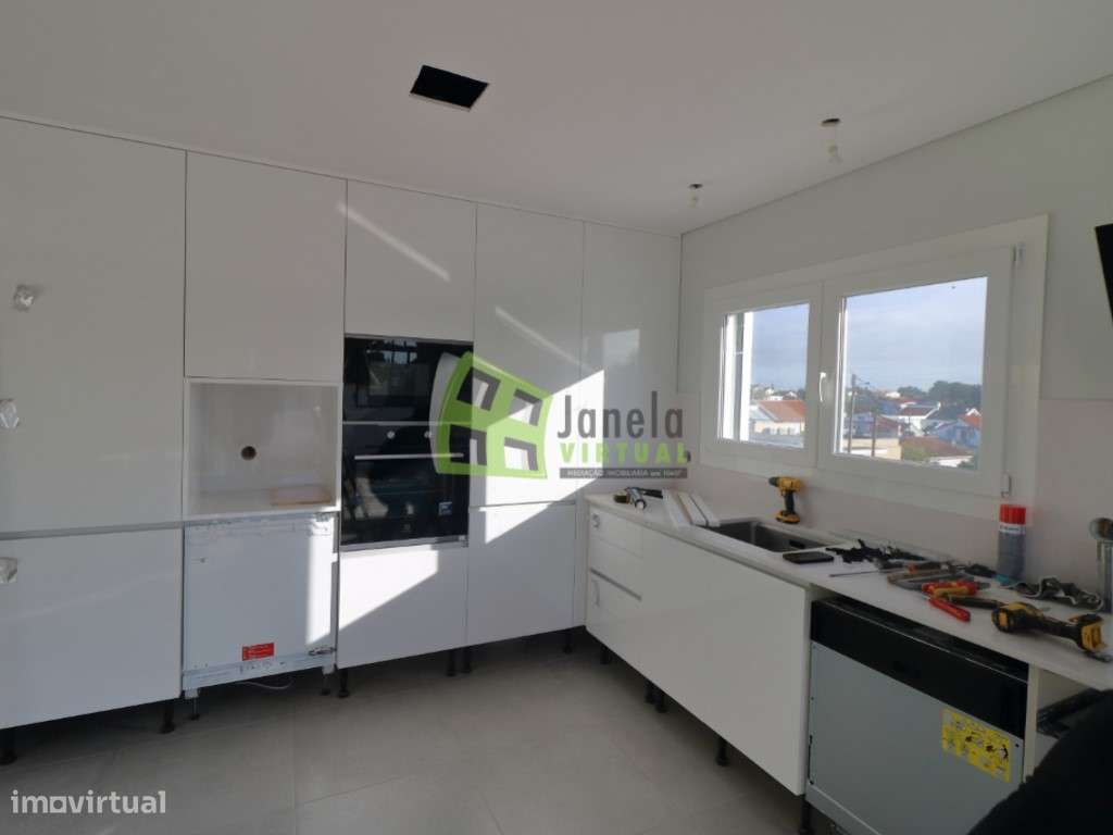 Moradia Isolada T3 Nova - Pinhal do General, Fernão Ferro - Grande imagem: 5/23