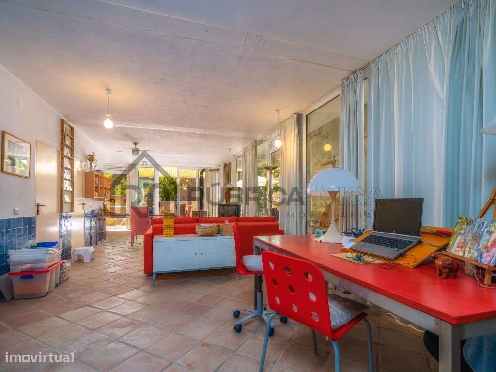 Propriedade Única em Zona Privilegiada com Vista Mar e Piscina - Loulé-32