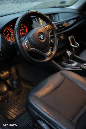 BMW X1 xDrive18d - 10