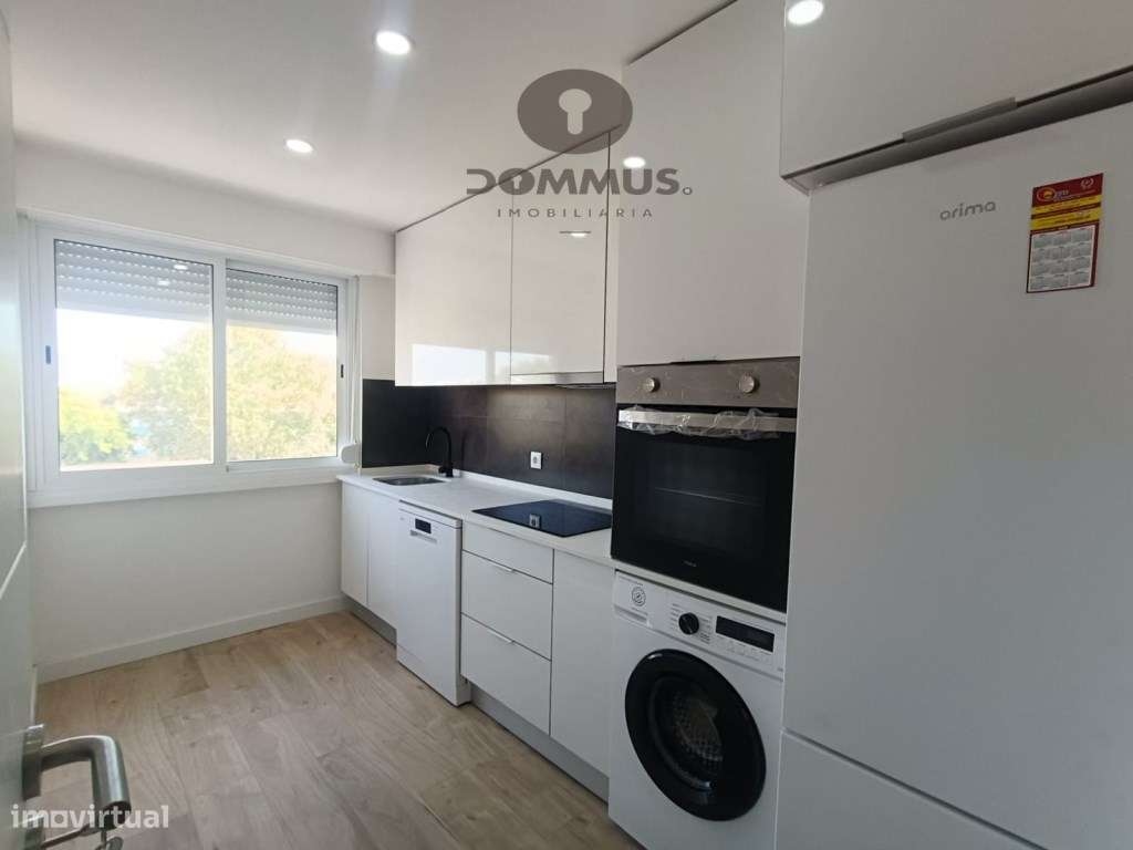 Apartamento T3 na Damaia totalmente Remodelado-2