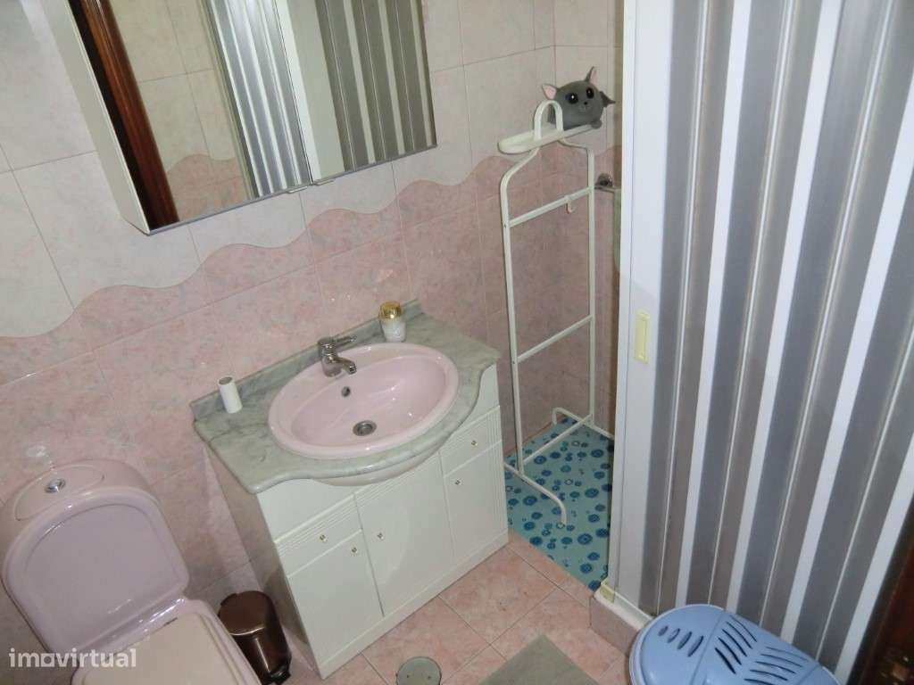 Apartamento T 3 c terraço,São João Madeira,centro-28