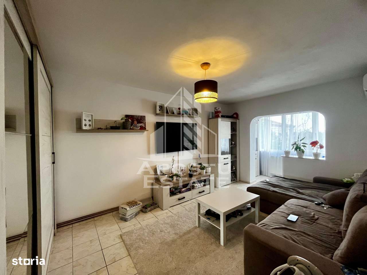 Apartament 3 camere,centrala proprie,boxa,zona Lipovei - Imagine principală: 4/14